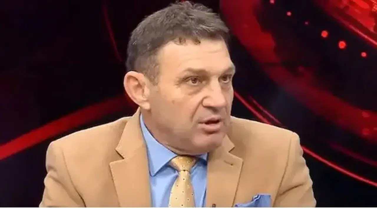 Emekli Amiral Türker Ertürk gözaltına alındı