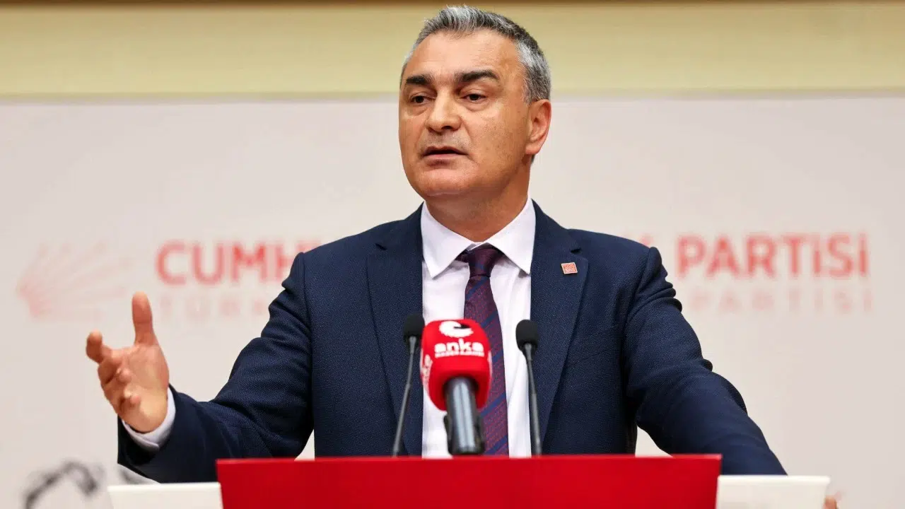 CHP ile Yeni Parti arasında Menderes gerilimi