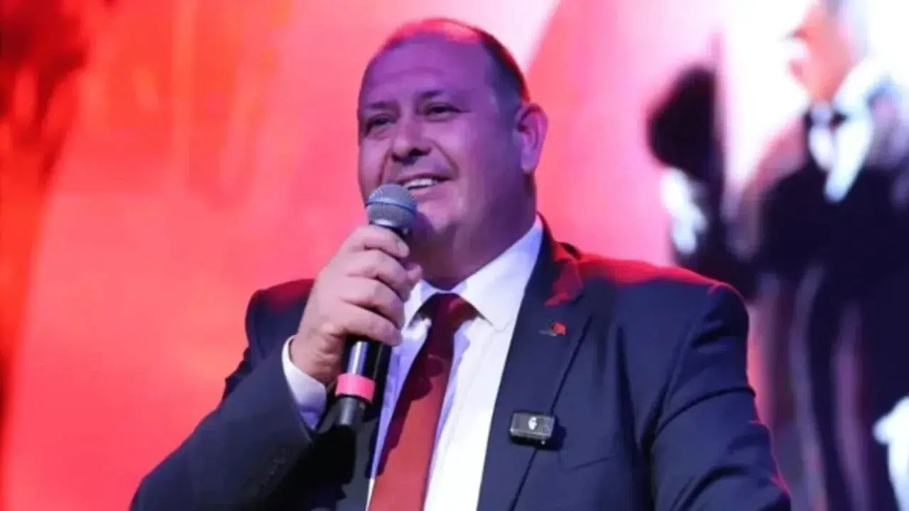 Menderes Belediye Başkanı İlkay Çiçek İçin Kesin İhraç Talebi