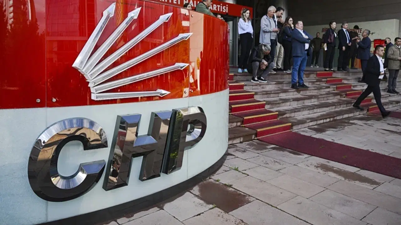 Osmaniye'de CHP'den toplu istifa depremi