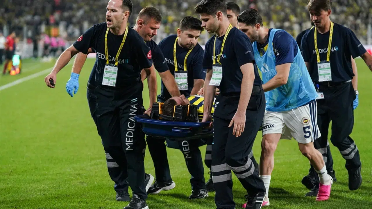 Fenerbahçe’ye çifte şok: Kerem Aktürkoğlu ve Asensio forma giyemeyecek