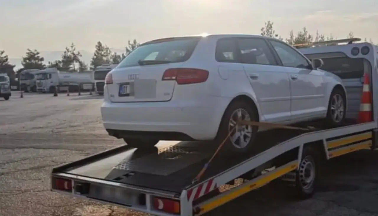 Plakasını kapatan sürücüye 140 bin TL ceza: 30 gün trafikten men edildi