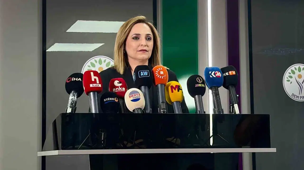DEM Parti'den Çerçeve Yasa açıklaması: "Bizim için önemli bir yasa"