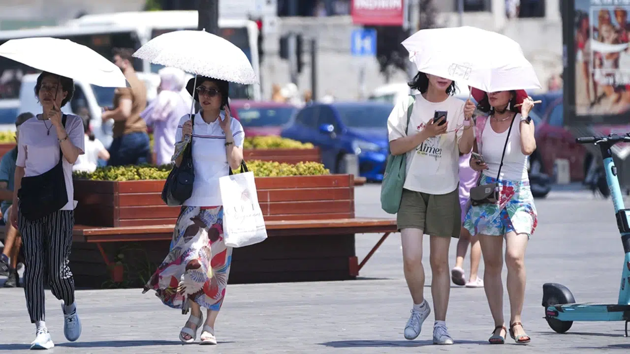 AKOM’dan İstanbul için hava tahmini: Cuma günü sağanak geliyor