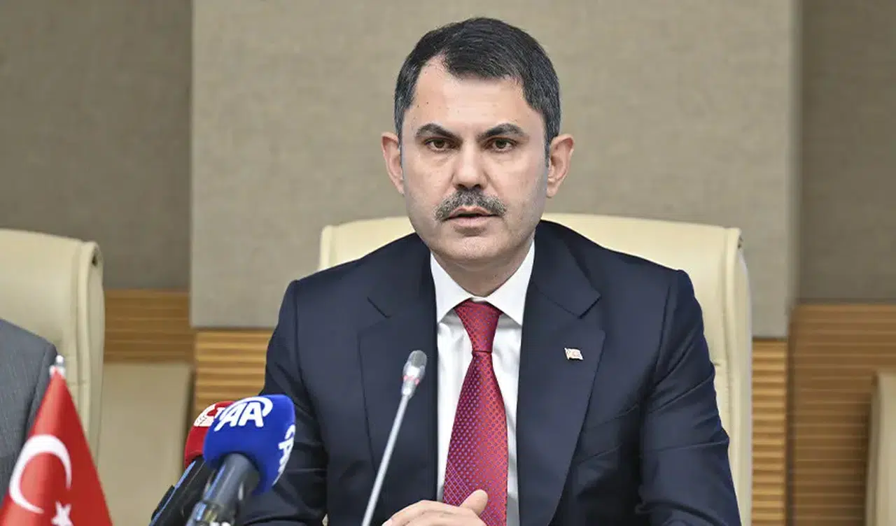 Plastik kirliliğine karşı mücadele sürüyor! Bakan Kurum: 128 tesise 219 milyon lira ceza kestik, 21 tesisi kapattık