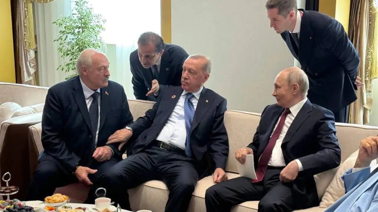 Bişkek’te sürpriz görüşme: Erdoğan, Putin ve Lukaşenko bir araya geldi
