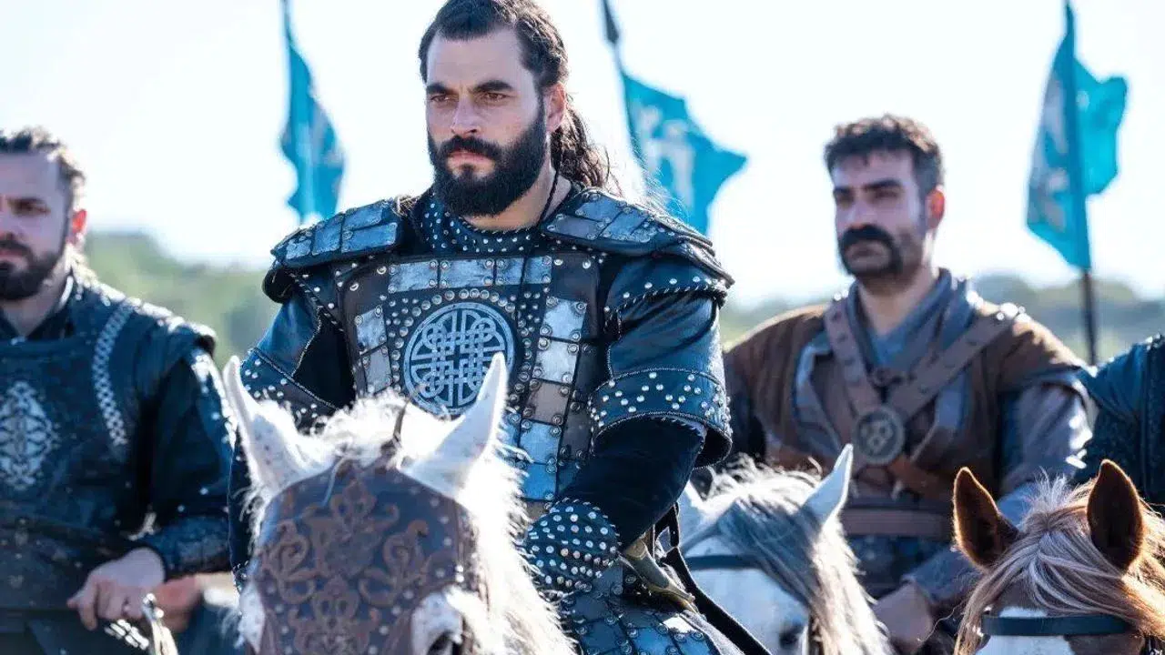 Aşk ve Taht nerede çekiliyor ve dizi seti hangi şehirde kuruldu?