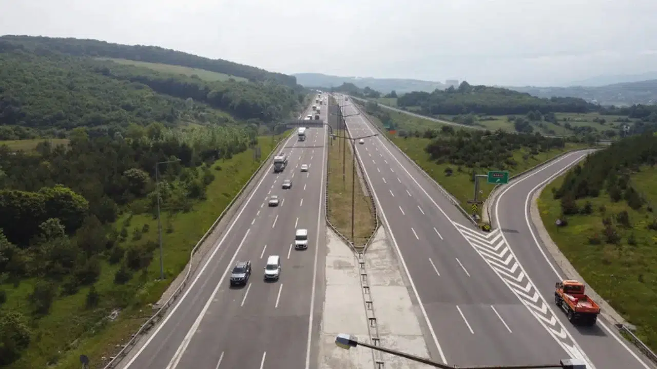 Anadolu Otoyolu'nun Kocaeli kesiminde onarım tamamlandı