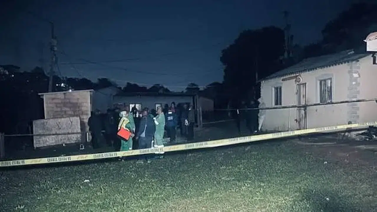 Güney Afrika'da bir eve silahlı saldırı: 11 kişi hayatını kaybetti