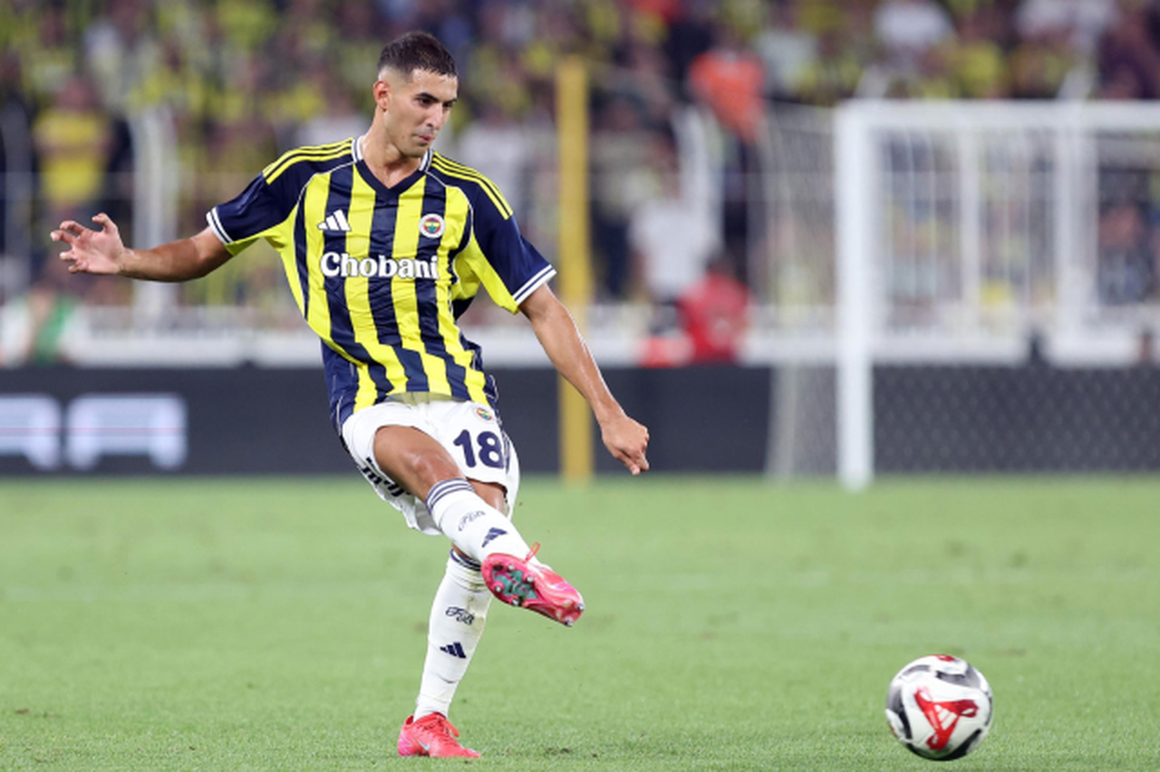 Fenerbahçe Mert Müldür gelişmesi: "Görüşme yapılacak"