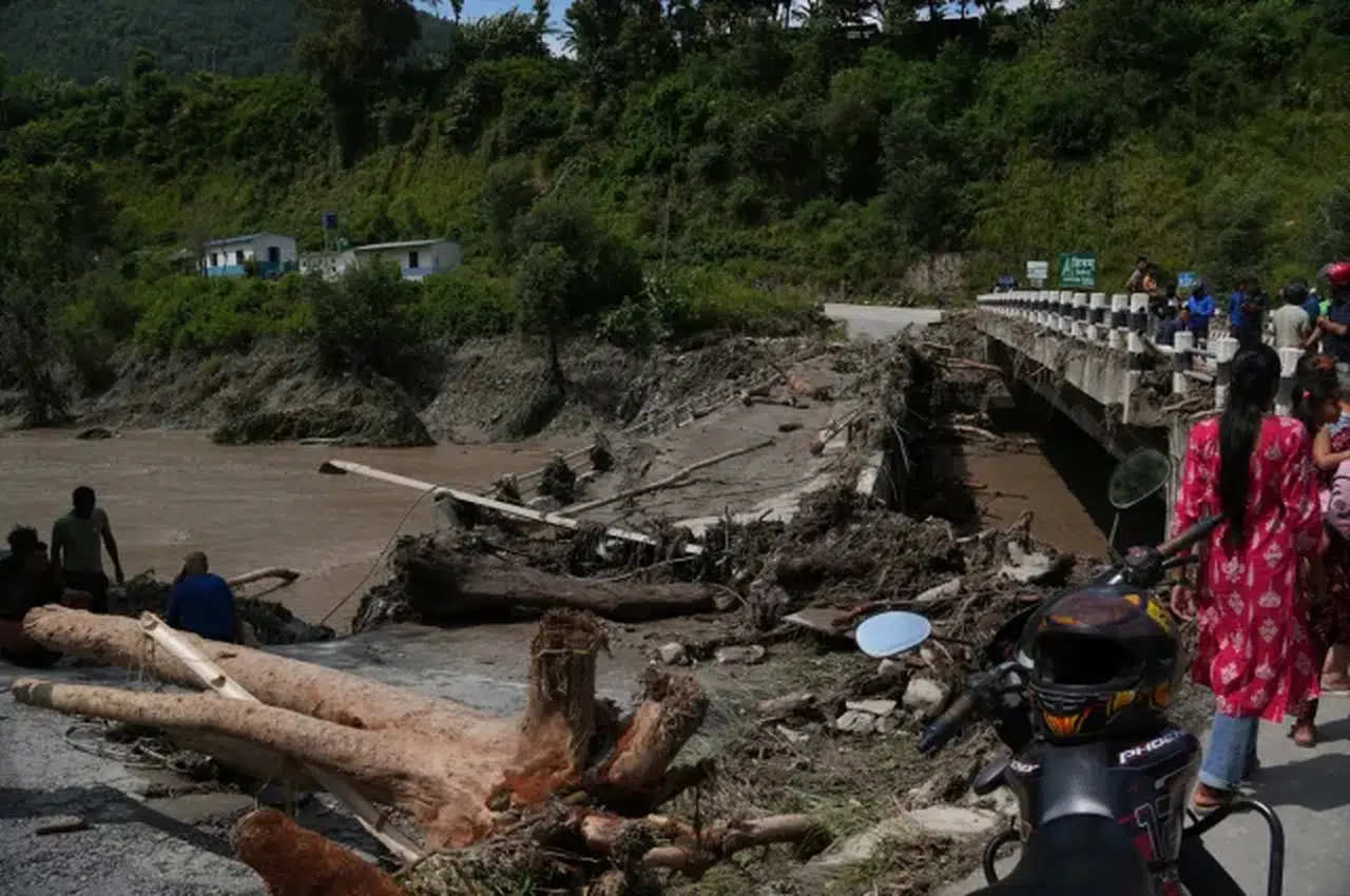 Nepal’de selde kaybolan 119 kişi bir hafta sonra bulundu