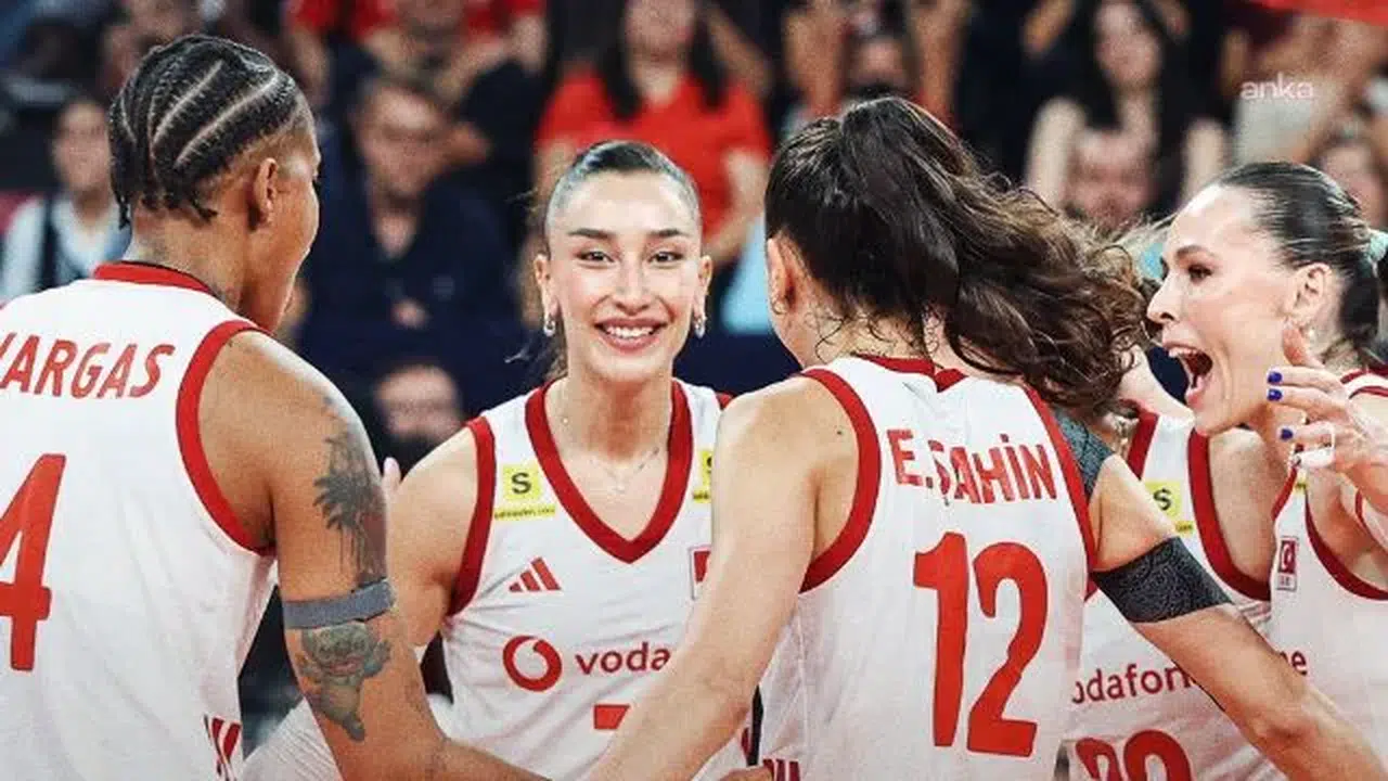 Filenin Sultanları üst üste 2. kez Avrupa şampiyonu oldu