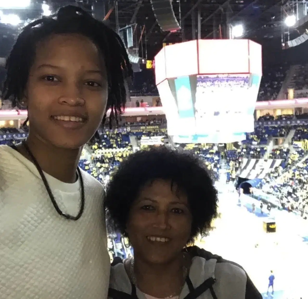 Melissa Vargas'ın annesiyle fotoğrafları gündem oldu: Benzerlikleri şaşırttı