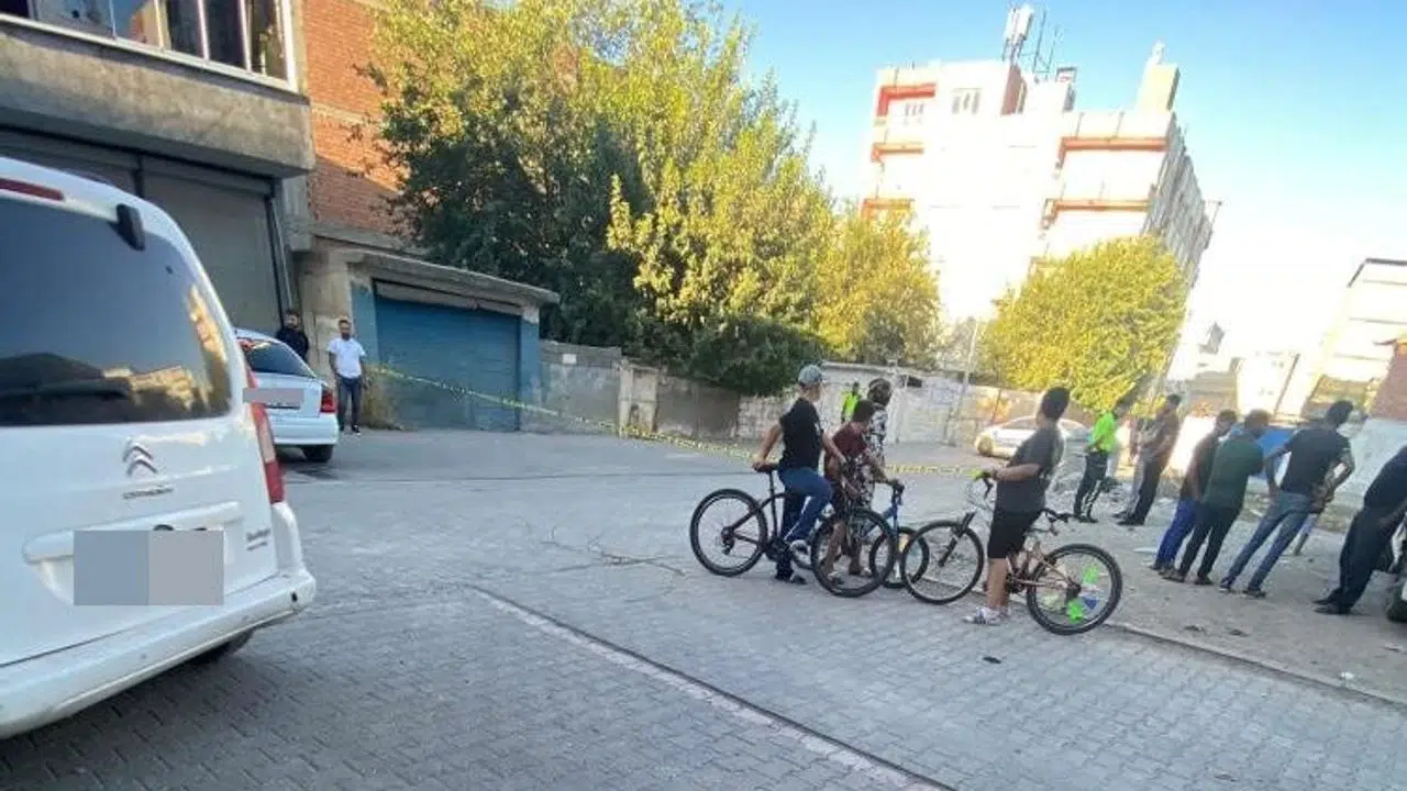 Diyarbakır’da kamyonetin çarptığı çocuk yaşamını yitirdi