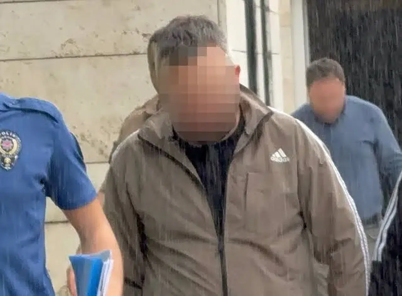 Samsun'da bir evin ardiyesinde 2 tabanca ve 1 tüfek ele geçirildi