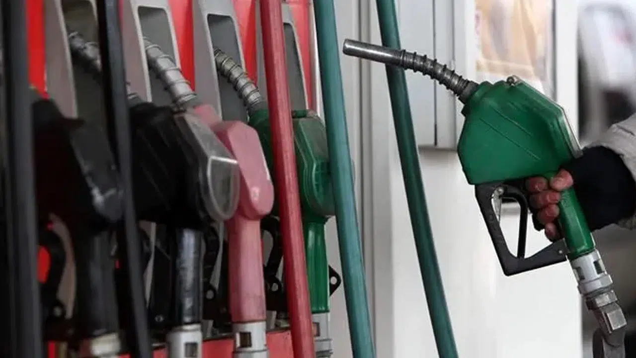 Motorine 3,60 lira zam geldi: ÖTV yıl sonuna kadar kademeli artacak