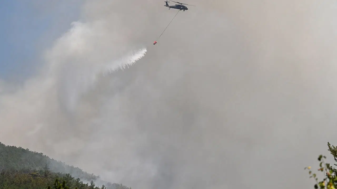 Antalya orman yangını: 5 helikopterle müdahale