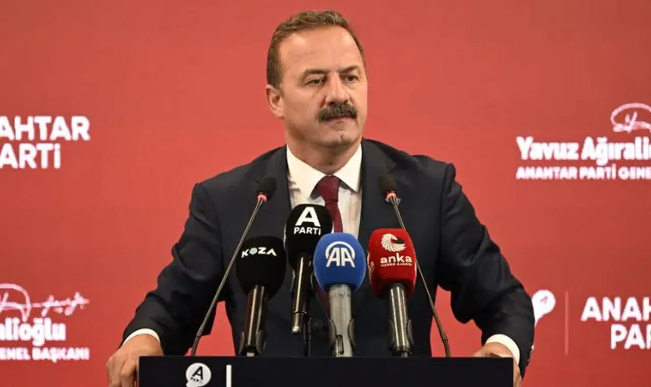 Ağıralioğlu'ndan Davutoğlu soruşturması hakkında açıklama