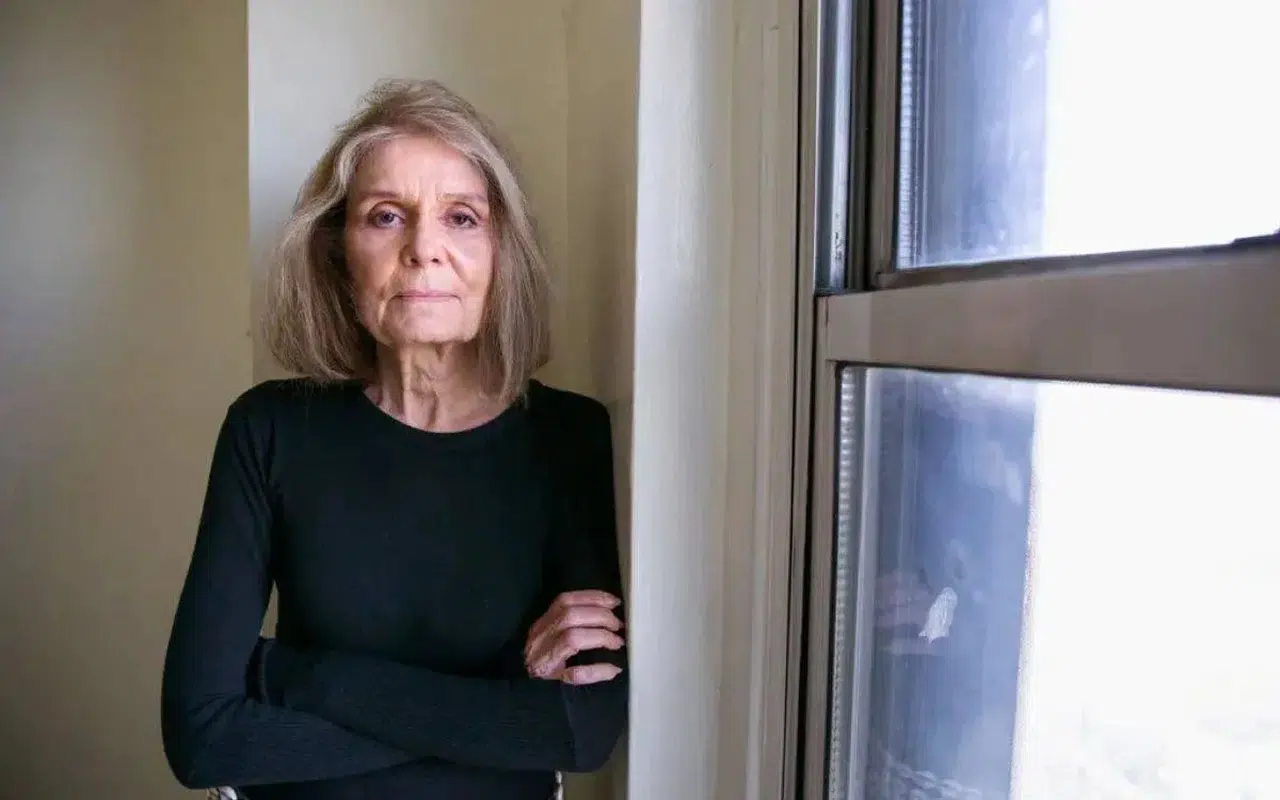 Feminizmin öncü ismi Gloria Steinem hayatını kaybetti