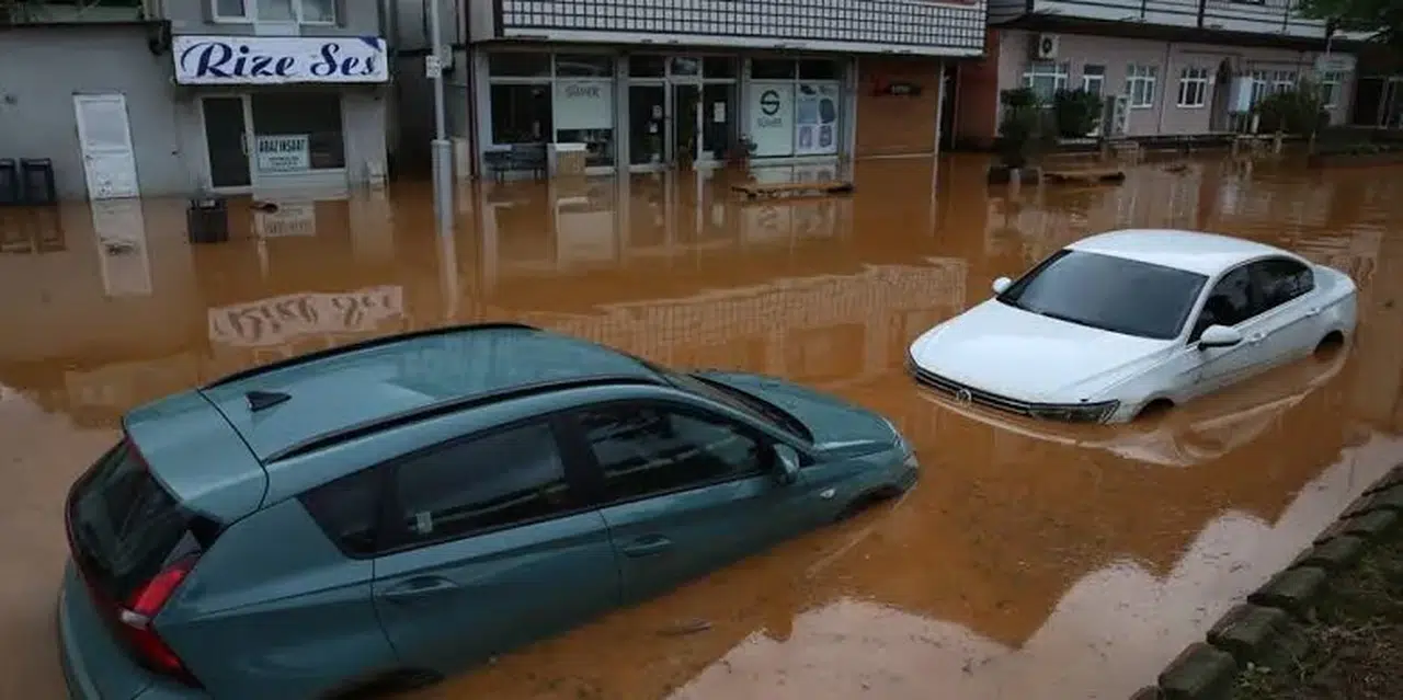 Rize'de heyelan tedbiri: Pazar'da 40 civarında ev tahliye edildi