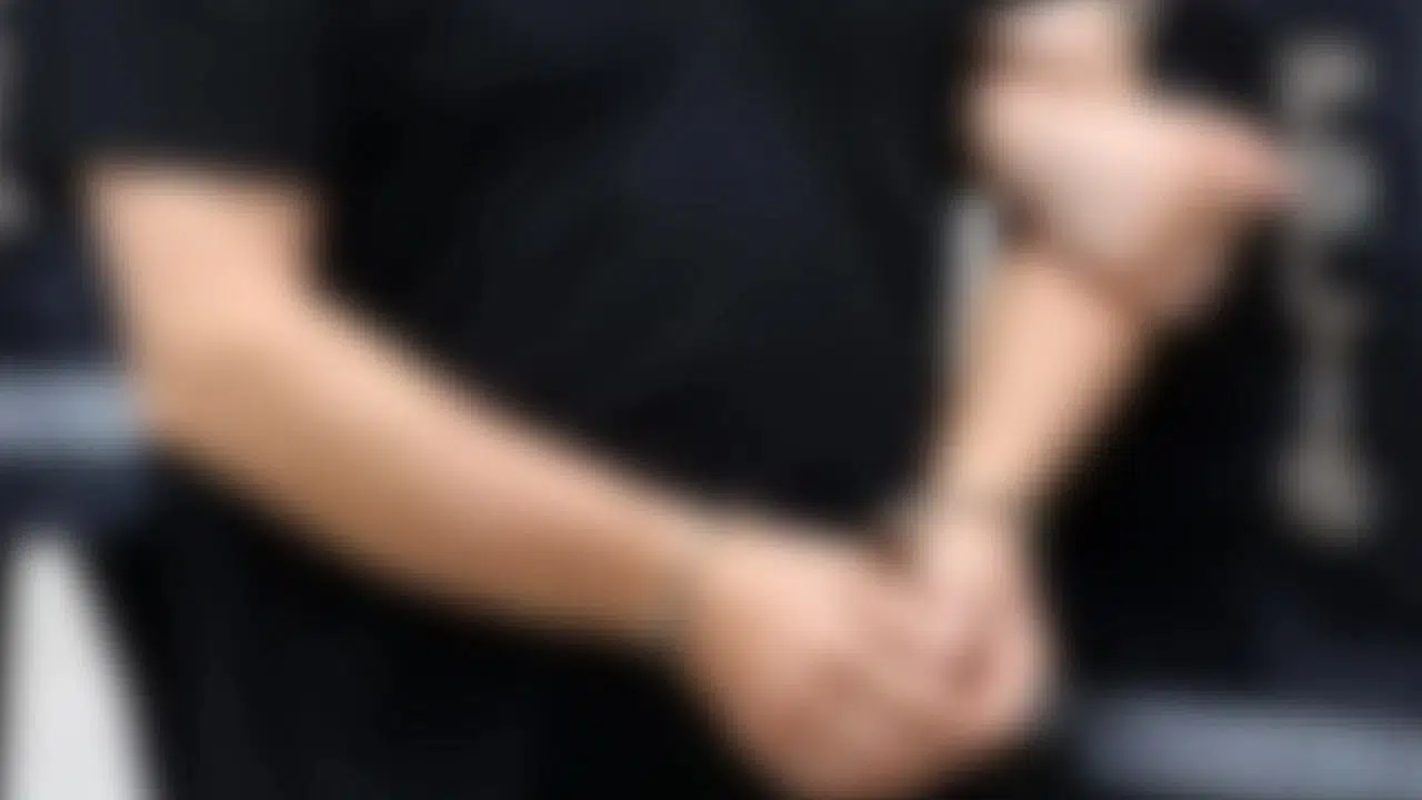 Sahte evrakla usulsüz işlem yapıldığı iddiasına tutuklama