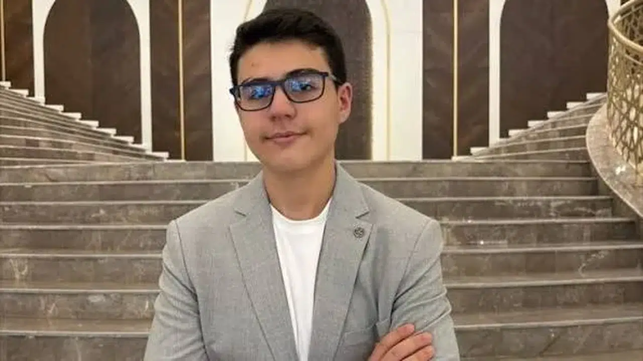 Milli satranççı Yağız Kaan Erdoğmuş, Olimpiyat'ta galibiyetle sıralamasında ilk 20’ye girdi