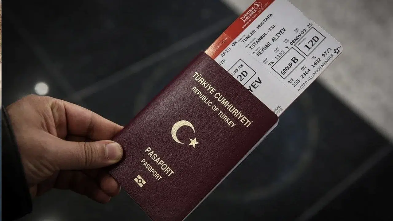 Türk pasaportunda yeni dönem: Havalimanlarında ayrı hat geliyor