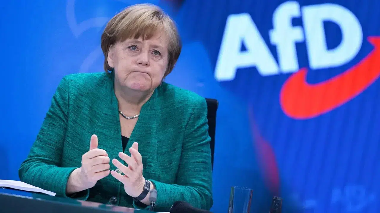 Angela Merkel'den AfD çıkışı: "Kalbim kan ağlıyor"