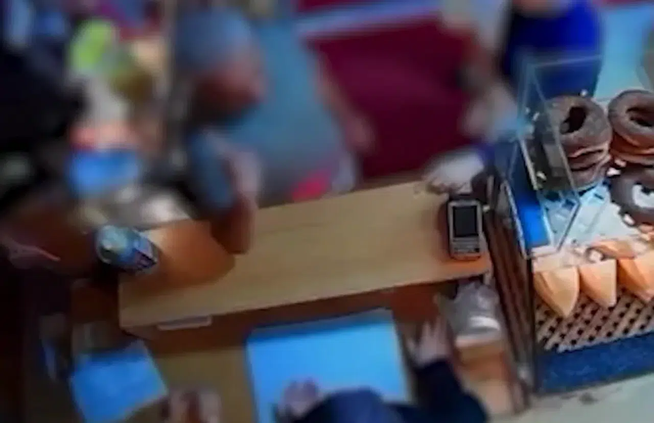 Kira sözleşmesi tartışması büyüdü: Dükkana zarar veren kişi gözaltına alındı