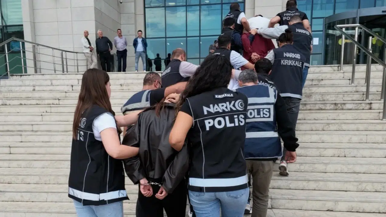 Kırıkkale'de Uyuşturucu Bağımlılığı ile Mücadele: 6 Kişi Tutuklandı!