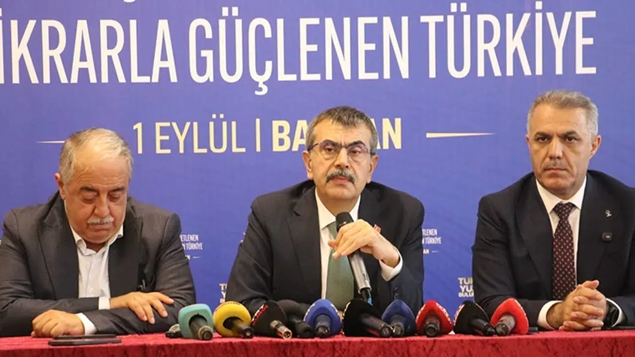 Bakan Tekin’den ‘Terörsüz Türkiye’ çağrısı: "Top artık bizde