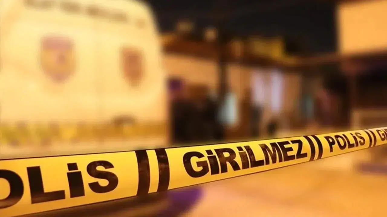 İzmir'de otomobilde ölü bulundu: Av tüfeğiyle vurulduğu belirlendi