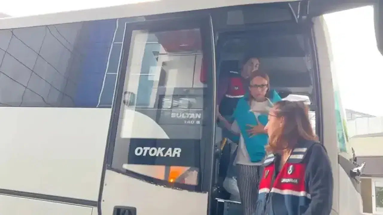 Ünlülere uyuşturucu operasyonu: 3 isim hakkında tutuklama talebi