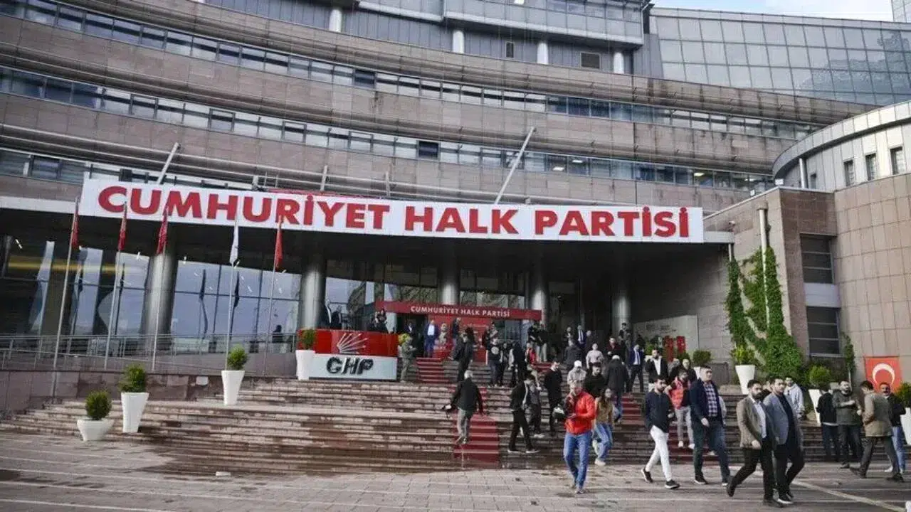 CHP’de 5 Belediye Başkanı kesin çıkarma talebiyle disipline sevk edildi