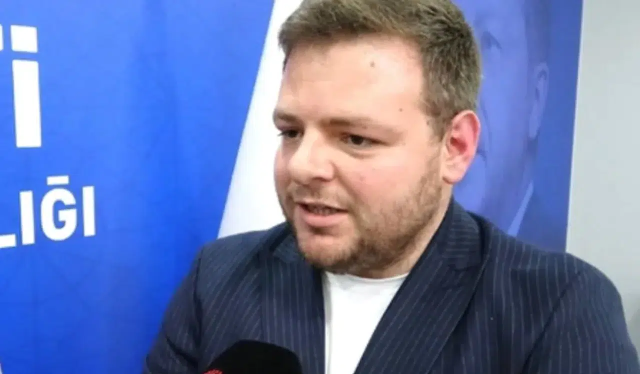 AKP’li Ali Göktekin istifa kararını açıkladı: “Teşkilatımızın yanında olmaya devam edeceğim”