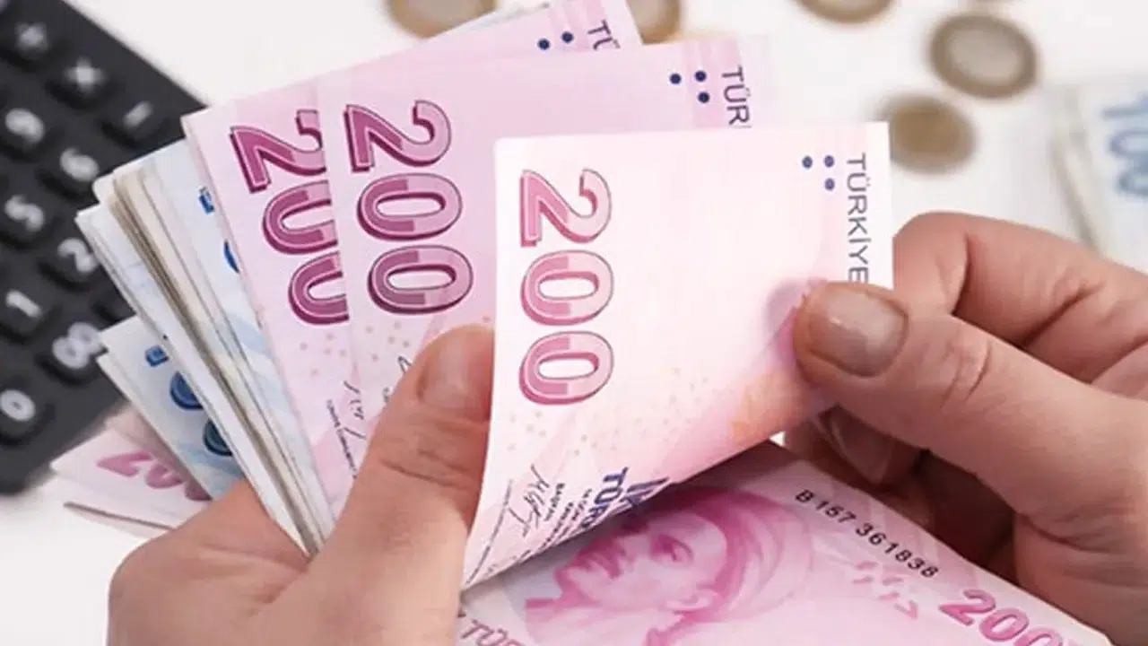 En düşük emekli maaşı ne kadar olacak? Yeni yıldaki memur zammında son durum
