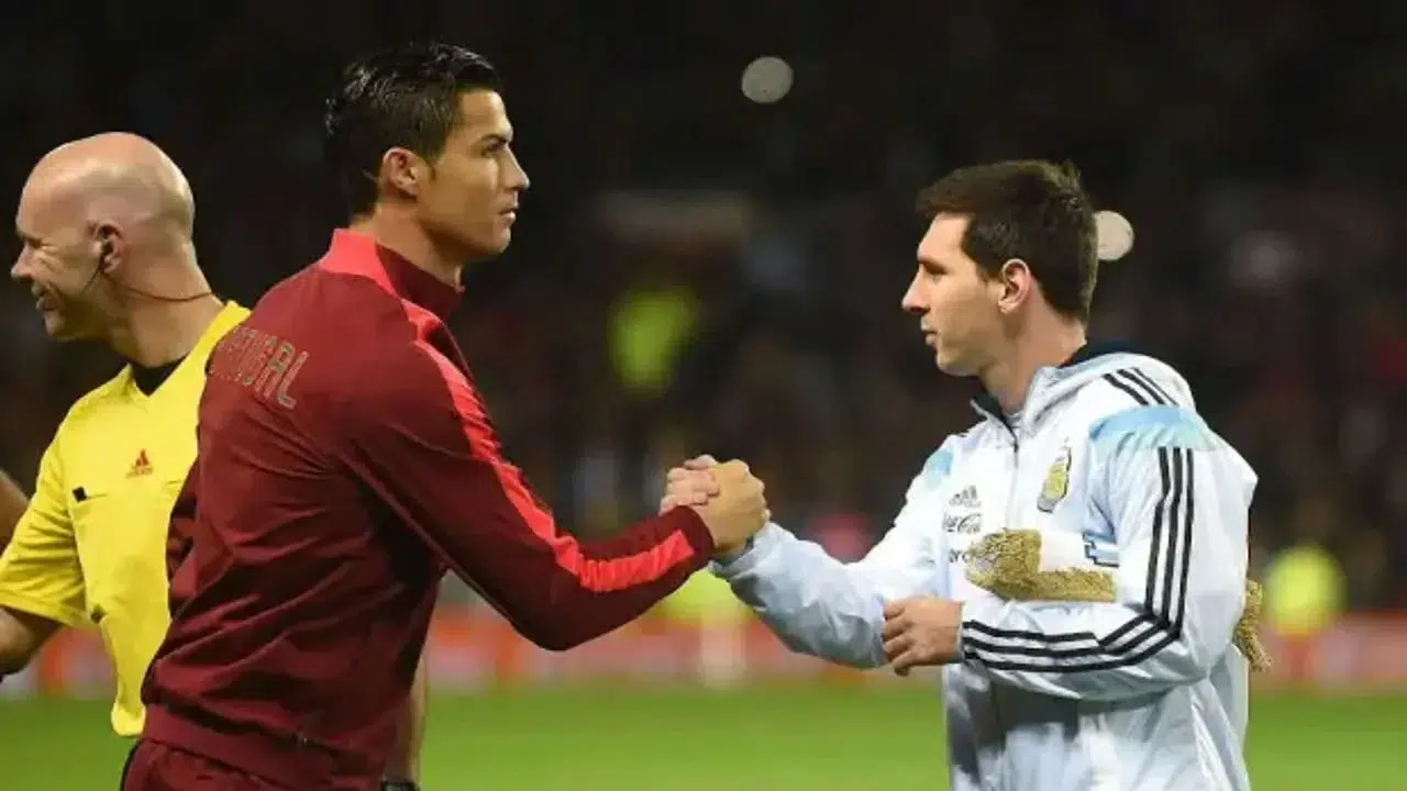 Cristiano Ronaldo'dan Lionel Messi'ye duygusal veda mesajı! Futbol dünyasında tarihi an