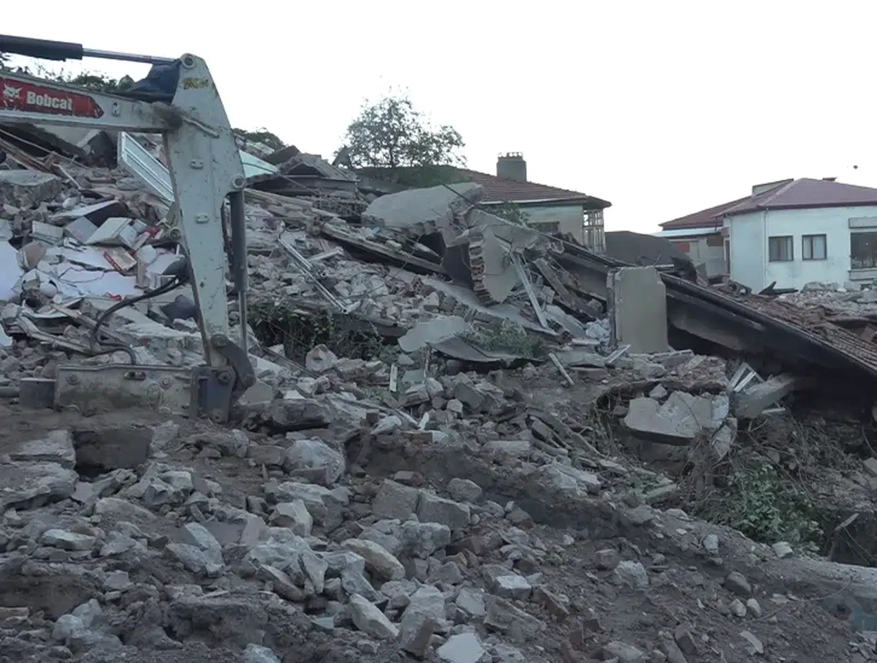 Zonguldak'ta Bina Faciasının Ardından Yeni Önlem! 7 Bina Boşaltıldı, 30 Kişi Tahliye Edildi