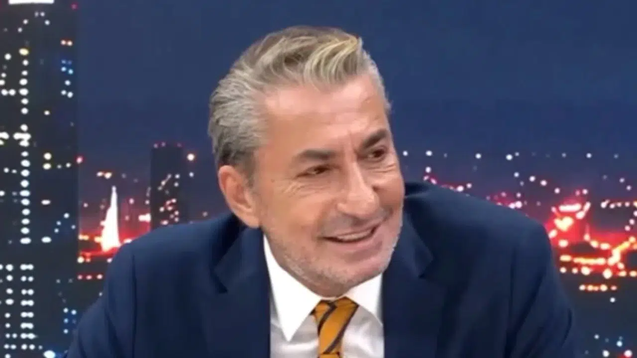 Erkan Petekkaya'dan Hülya Avşar Açıklaması: “Keşke Yapmasaydım!” Canlı Yayında Her Şeyi Anlattı