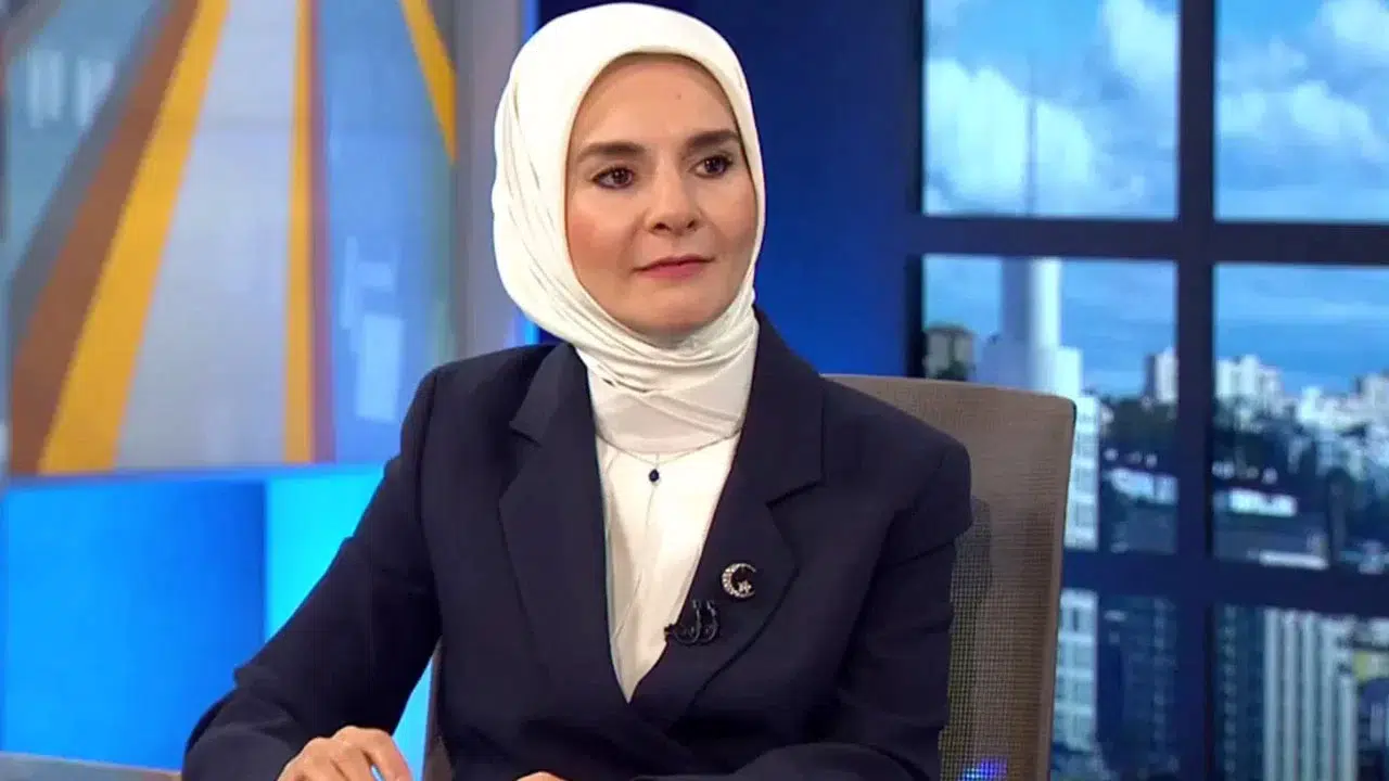 Bakan Göktaş'tan fon soruşturmasındaki iddialara sert yanıt: "Ailem büyük iftiralara maruz kaldı"
