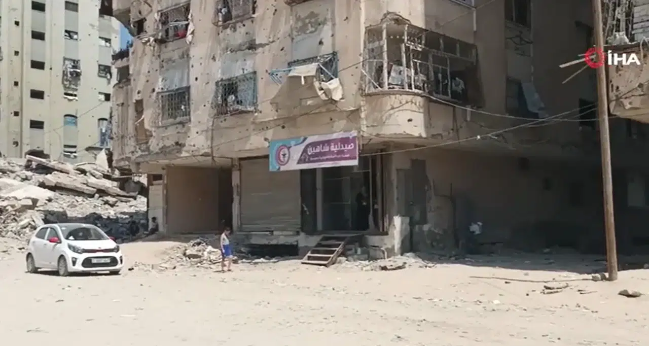 Adıyaman'da otomobil şarampole yuvarlandı: 4 kişi yaralandı