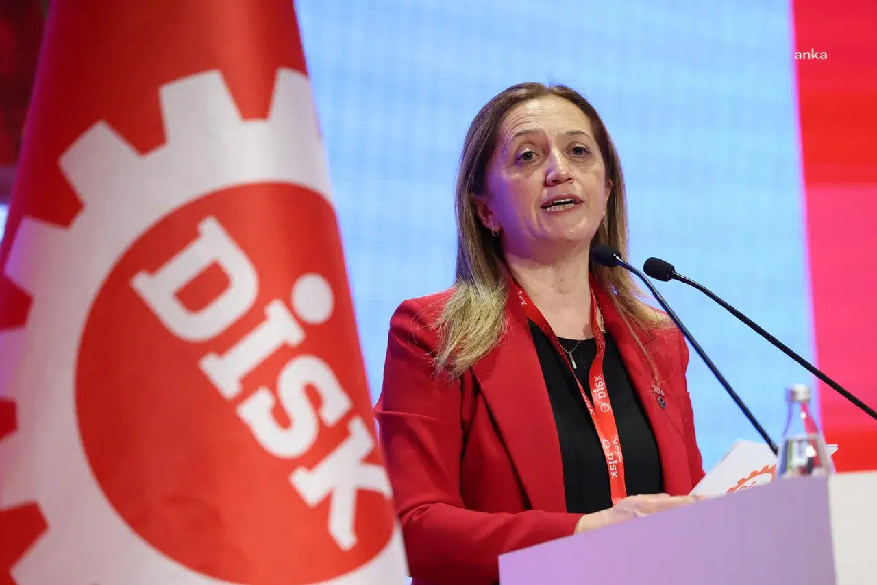 DİSK AYM’nin nafaka kararına tepki gösterdi