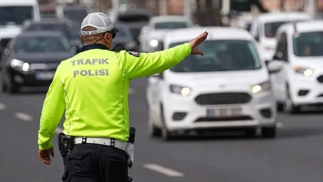 Ankara'da bazı yollar trafiğe kapatılacak: Kısıtlamalar program sonuna kadar sürecek