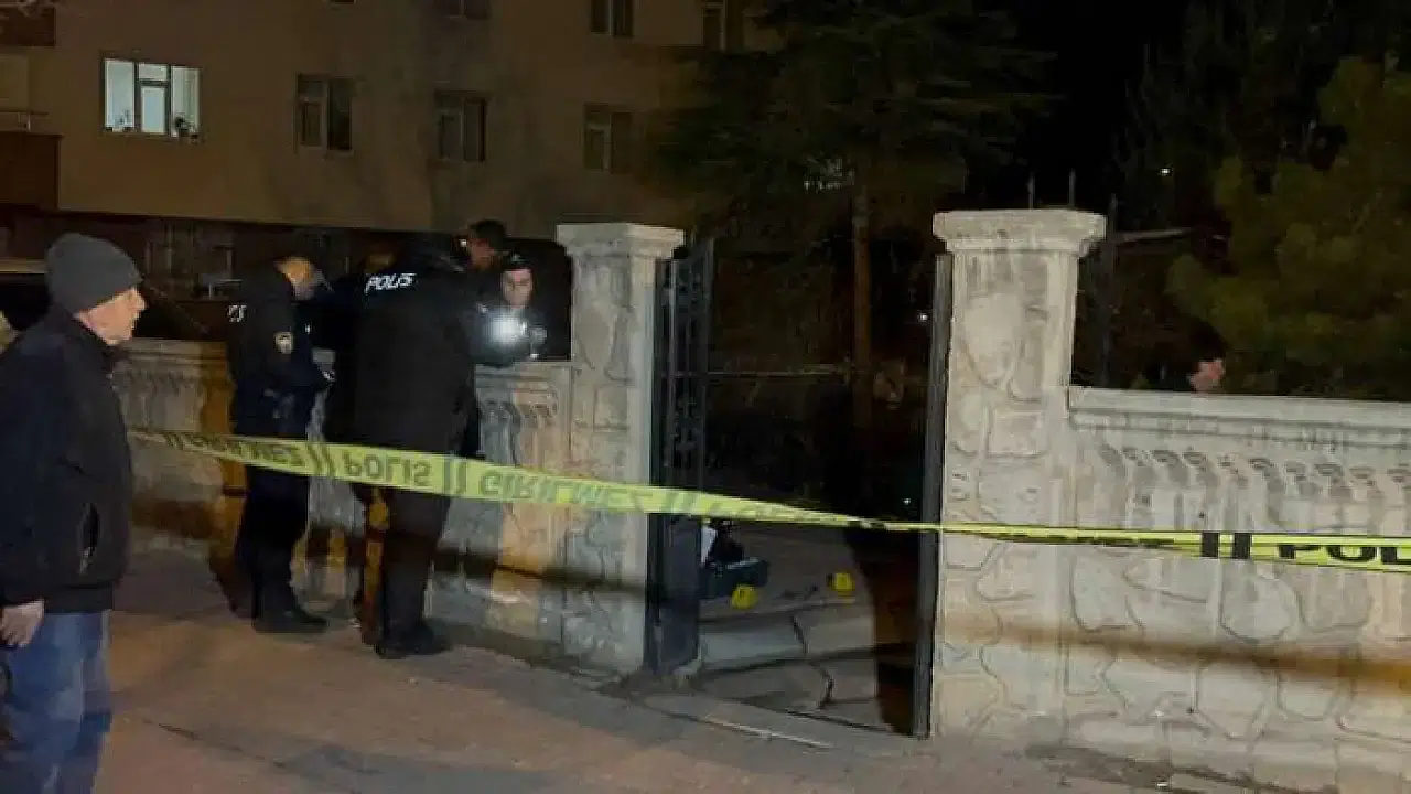 Eski eşini silahla yaraladığı kavgada bir kişiyi öldüren sanığa müebbet hapis