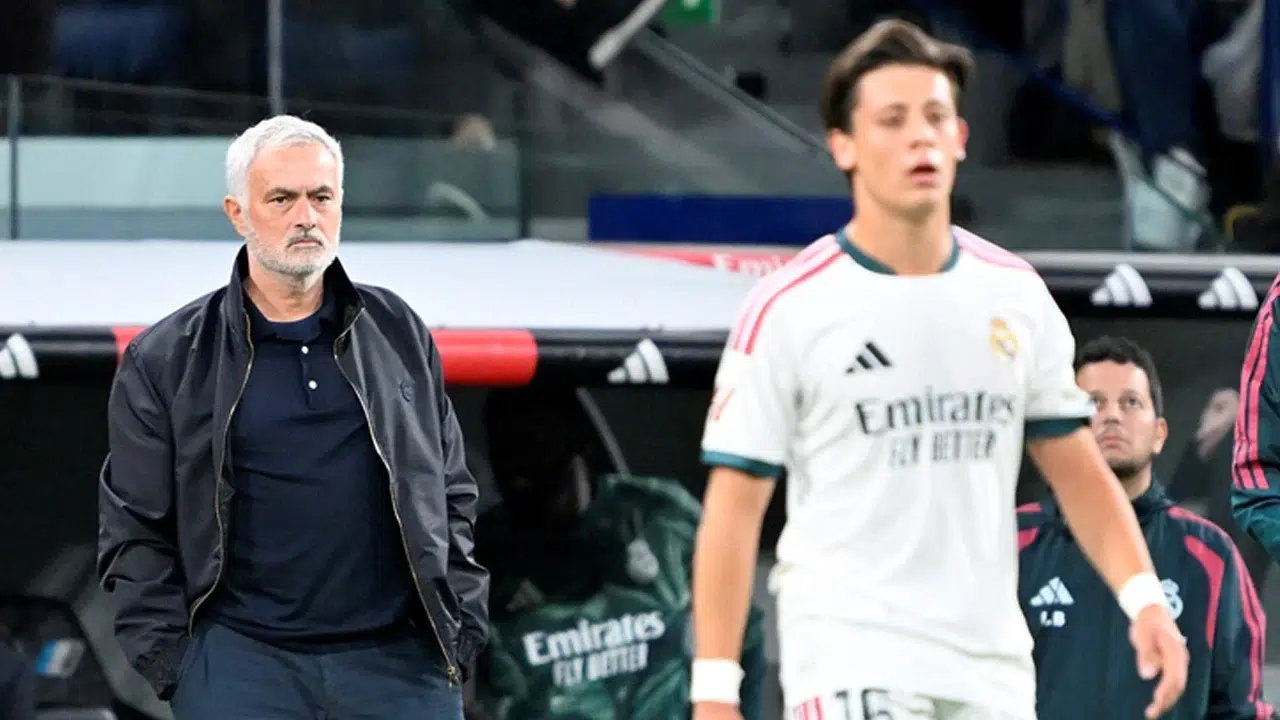 Arda Güler'in Sevilla Maçındaki Pozisyonu Tartışma Yarattı! Jose Mourinho'dan Kırmızı Kart Açıklaması