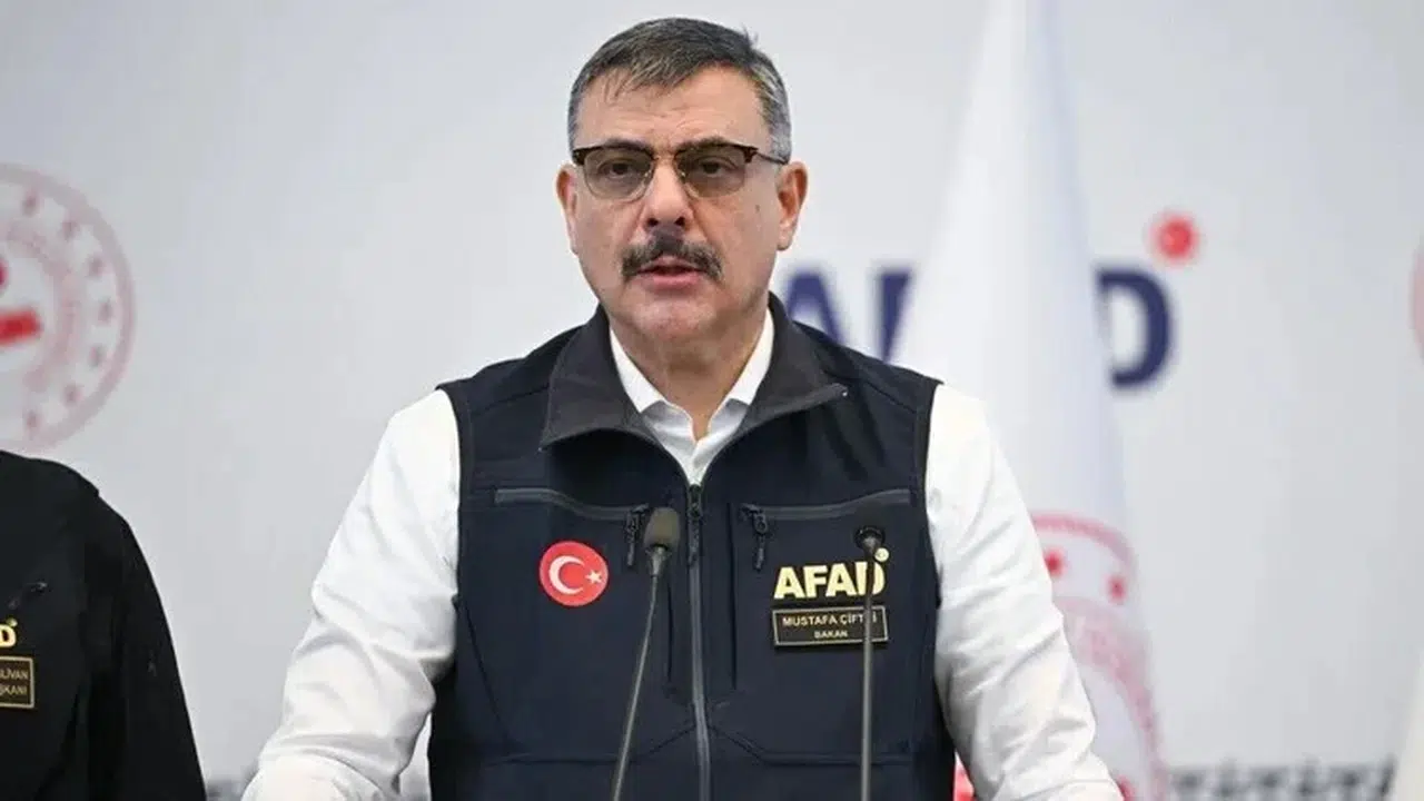 İstanbul'da sel felaketi: 3 yaşamını yitirdi, 6 kişi kayıp