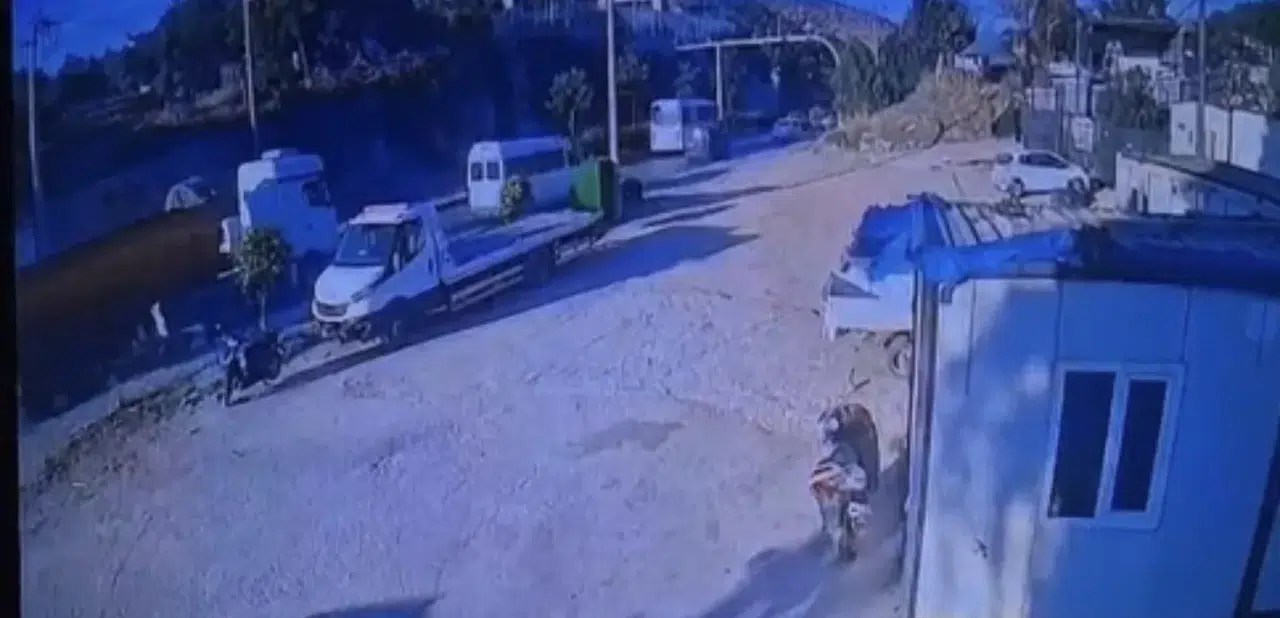 Bodrum'da TIR ile motosiklet çarpıştı: 1 kişi hayatını kaybetti