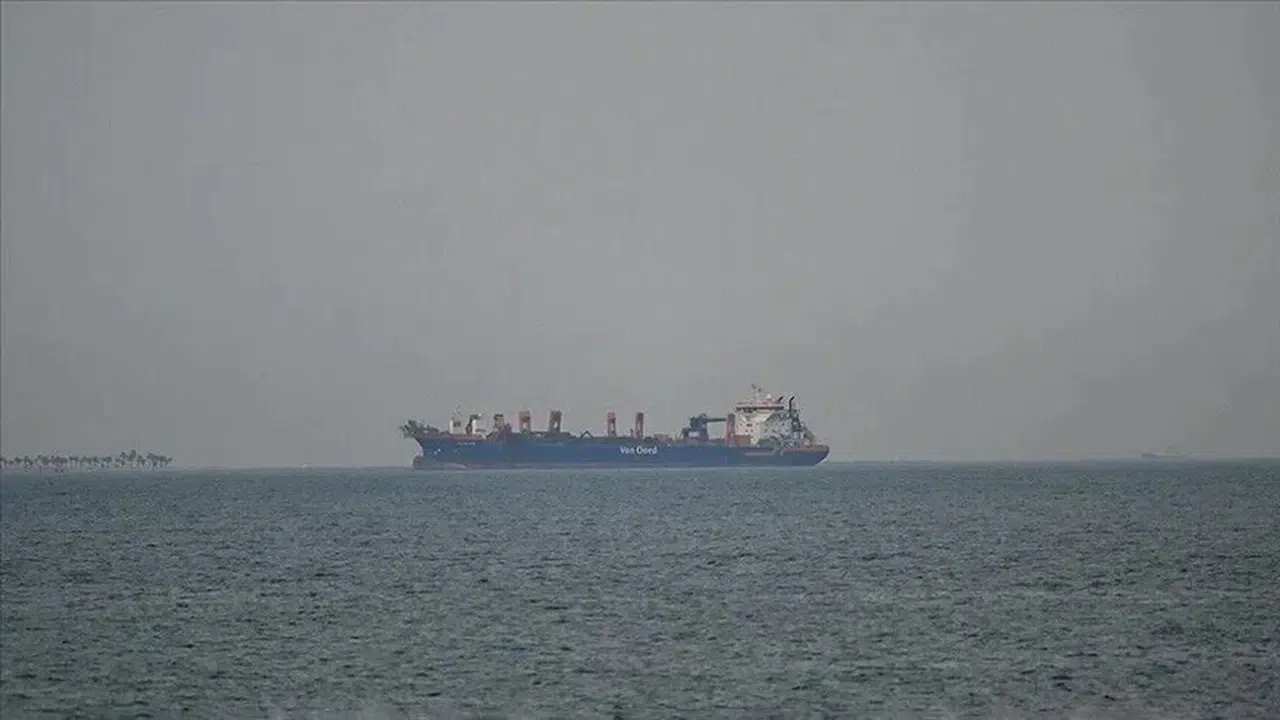 Hürmüz Boğazı'nda navlun maliyetleri 5 katına çıktı: Orta Doğu petrolünde indirim baskısı