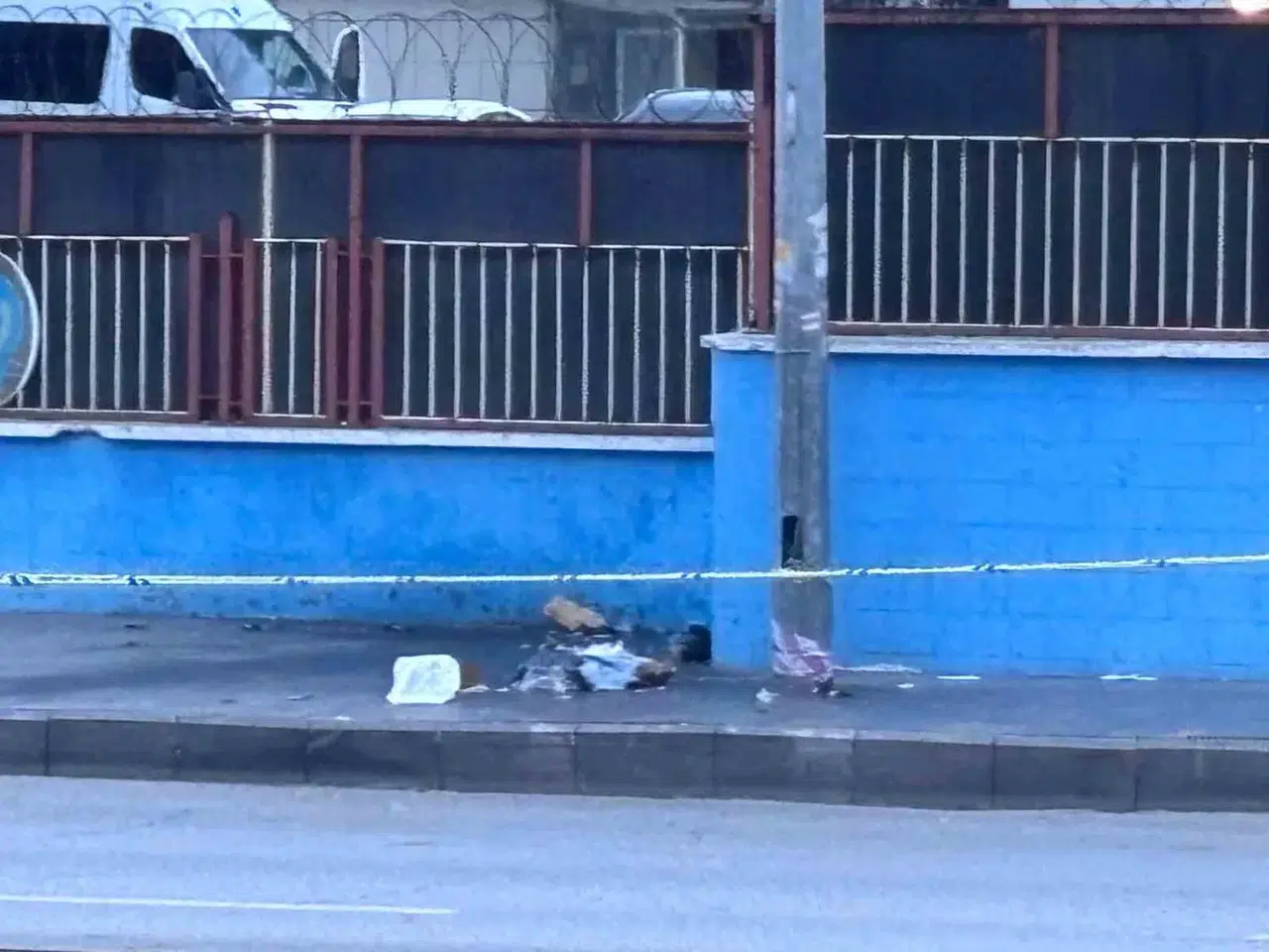 Gaziantep Emniyet Müdürlüğü önündeki şüpheli paketin içinden çöp çıktı