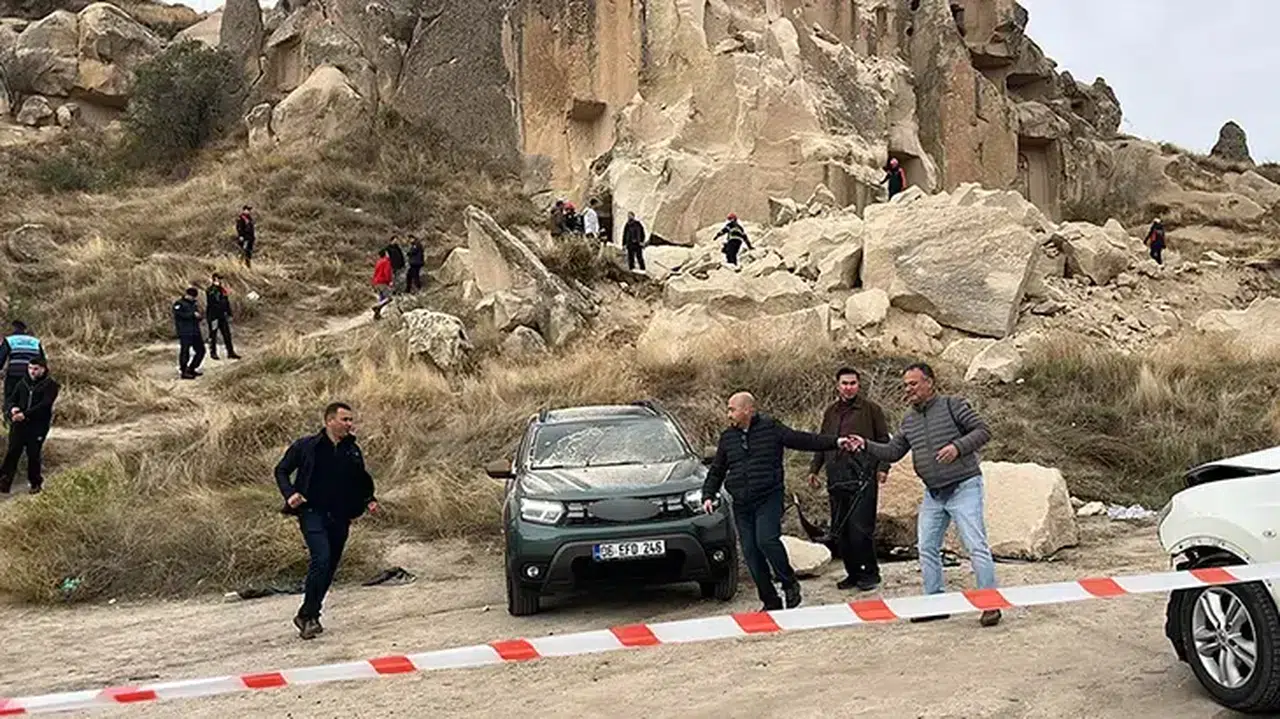 Kapadokya'da Peribacası çöktü: 2 kişi yaşamını yitirdi